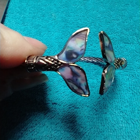 Silvertone twisted mermaid tail cuff adjustable fish animal abalone bracelet - Picture 2 of 4